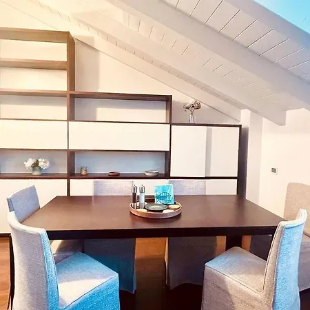 Casa Cambria شقة كومو